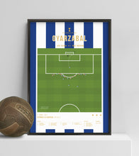Cargar imagen en el visor de la galería, Oyarzabal da la Copa del Rey a la Real